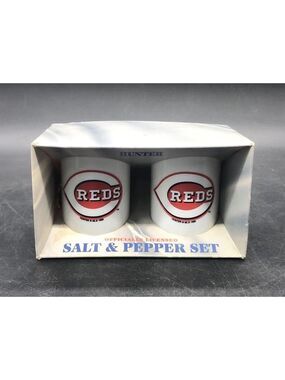 Hunter Salt & Pepper Set Cincinnati Reds - Vintage